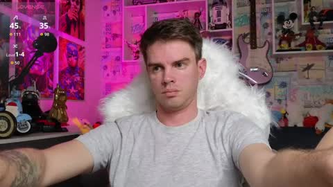 Mike online show from May 2026 12:24:02 PM
