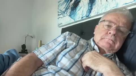 Snapshot of ozhairybearxxxx chatting on December 2024 01:32:02 AM ozhairybearxxxx online show from December 2024 01:32:02 AM