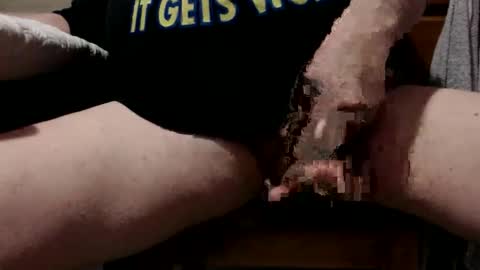 Snapshot of ozziebloke01 chatting on April 2026 12:19:02 AM ozziebloke01 online show from April 2026 12:19:02 AM