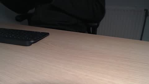 Snapshot of p_lovar chatting on February 2025 06:40:01 PM Pierre online show from February 2025 06:40:01 PM