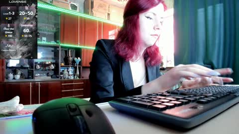 Ella online show from January 2025 12:22:01 PM
