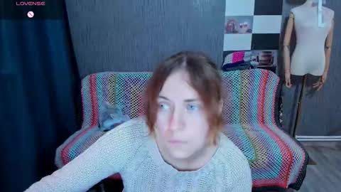 Ella online show from October 2025 12:19:02 PM