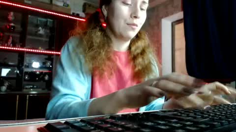 Ella online show from April 2026 06:05:01 AM