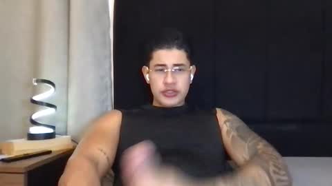 Javi    online show from May 2026 06:08:02 AM