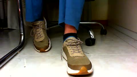 Pablo Meness online show from December 2024 06:39:02 PM