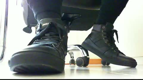 Pablo Meness online show from January 2025 12:15:02 PM