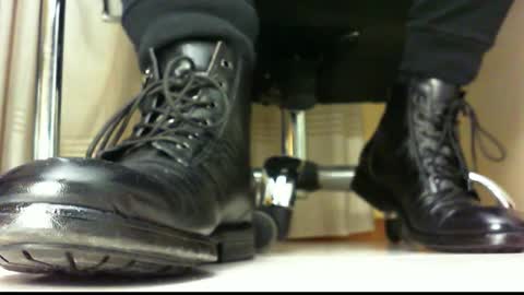 Pablo Meness online show from January 2025 06:52:01 PM