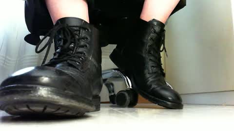 Pablo Meness online show from February 2025 12:56:01 PM