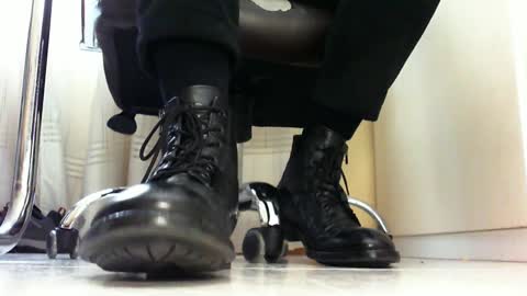 Pablo Meness online show from March 2025 02:05:02 PM