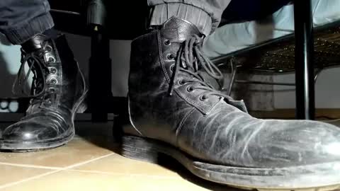 Pablo Meness online show from November 2025 04:30:01 PM