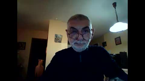 paca84 online show from February 2025 08:10:01 PM