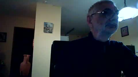 paca84 online show from February 2025 09:35:02 PM