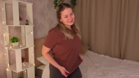 Snapshot of pagecupps chatting on December 2025 06:47:02 PM Betty online show from December 2025 06:47:02 PM