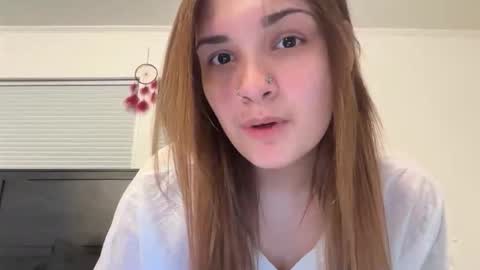 Snapshot of paigeeecc chatting on December 2025 04:19:01 AM paigeeecc online show from December 2025 04:19:01 AM