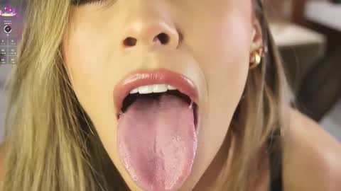 Snapshot of palmer_joness chatting on November 2025 01:44:02 PM Palmer Joness online show from November 2025 01:44:02 PM