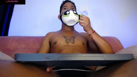 Palo Santo online show from April 2026 07:50:01 AM