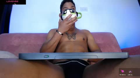 Palo Santo online show from May 2026 07:49:02 AM
