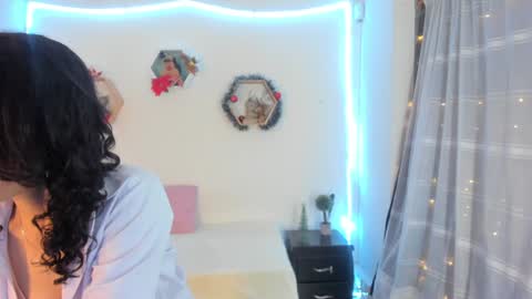 Snapshot of paloma_victory chatting on December 2024 09:13:01 PM Paloma online show from December 2024 09:13:01 PM