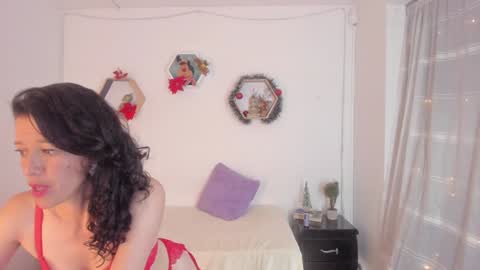 Snapshot of paloma_victory chatting on December 2024 12:07:02 AM Paloma online show from December 2024 12:07:02 AM