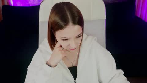 Pam online show from October 2025 08:42:02 AM