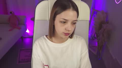 Pam online show from November 2025 05:41:02 AM