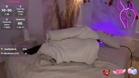 Snapshot of pamela_78_ chatting on March 2025 10:53:01 PM pamela online show from March 2025 10:53:01 PM