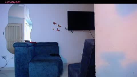 Snapshot of pamela_black_bigcock chatting on December 2024 01:08:01 AM pamela_black_bigcock online show from December 2024 01:08:01 AM