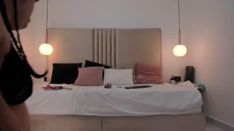 pamelabonnet_mml online show from December 2025 09:12:02 PM