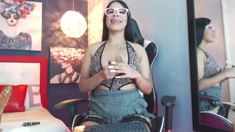 Snapshot of pamelaflores chatting on January 2025 11:56:01 PM Pamela online show from January 2025 11:56:01 PM