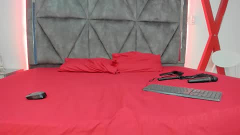 Snapshot of pamelawhiite_ chatting on October 2025 02:55:02 AM Pamela online show from October 2025 02:55:02 AM