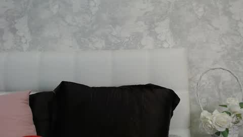 Pamella online show from September 2025 07:30:01 PM