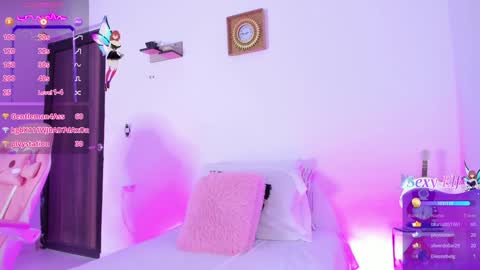 Snapshot of pammela_smith chatting on January 2025 02:09:01 AM Pammela Smith online show from January 2025 02:09:01 AM