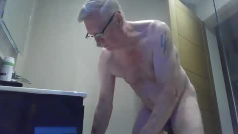 panda320 online show from May 2026 07:43:01 PM