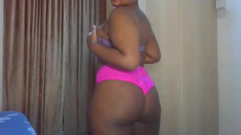 Snapshot of pandora_ass chatting on December 2024 10:37:02 PM pandora_ass online show from December 2024 10:37:02 PM