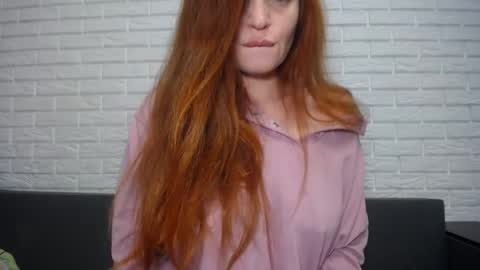 Snapshot of pandora_best chatting on February 2025 08:11:02 AM Lolo online show from February 2025 08:11:02 AM