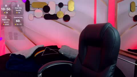 Pamela online show from May 2026 07:19:02 PM