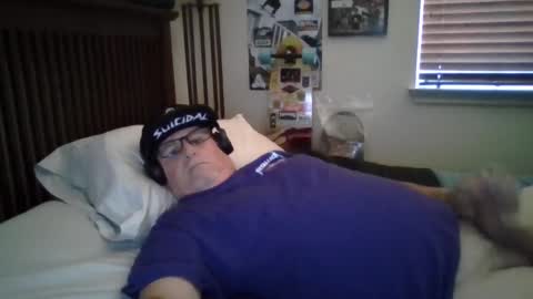 panos online show from October 2025 05:57:01 PM