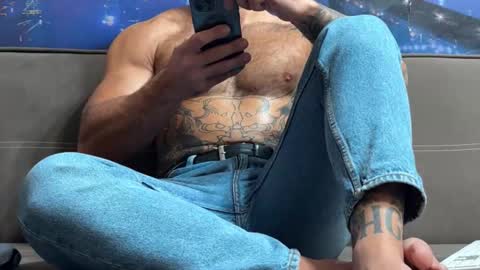 Snapshot of panther_style chatting on October 2025 06:48:01 AM Oleg online show from October 2025 06:48:01 AM