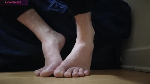 PantsLessTraveler online show from December 2024 03:50:02 AM