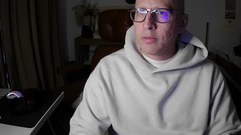 Snapshot of pantysoakher chatting on February 2025 05:21:02 AM pantysoakher online show from February 2025 05:21:02 AM