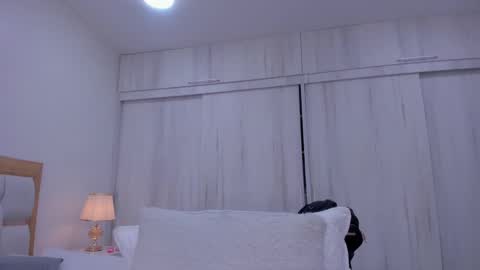 Paola  online show from January 2025 07:08:01 PM