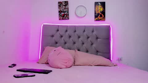 Snapshot of paolabigboobs_ chatting on December 2024 01:34:01 AM paola online show from December 2024 01:34:01 AM