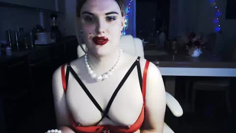 Snapshot of paoladoll chatting on December 2024 03:13:02 AM Sarina Williams online show from December 2024 03:13:02 AM