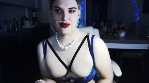 Snapshot of paoladoll chatting on December 2024 03:28:02 AM Sarina Williams online show from December 2024 03:28:02 AM