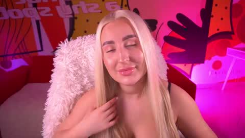 Lia online show from March 2026 03:04:01 PM