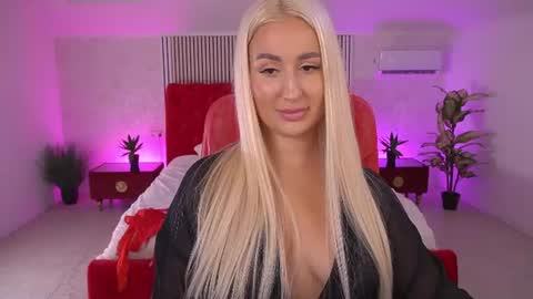 Lia online show from June 2026 03:16:02 PM
