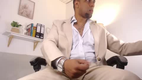 PAOLO online show from May 2026 12:33:02 PM