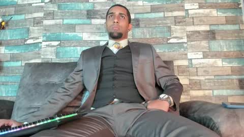 Paolo online show from November 2025 11:53:01 AM