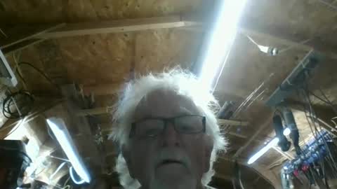 papajb70 online show from December 2025 02:51:02 AM