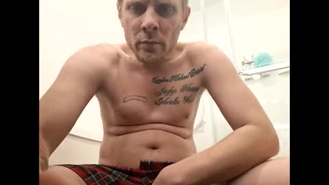 Snapshot of papapfouts chatting on March 2026 06:28:02 AM papapfouts online show from March 2026 06:28:02 AM